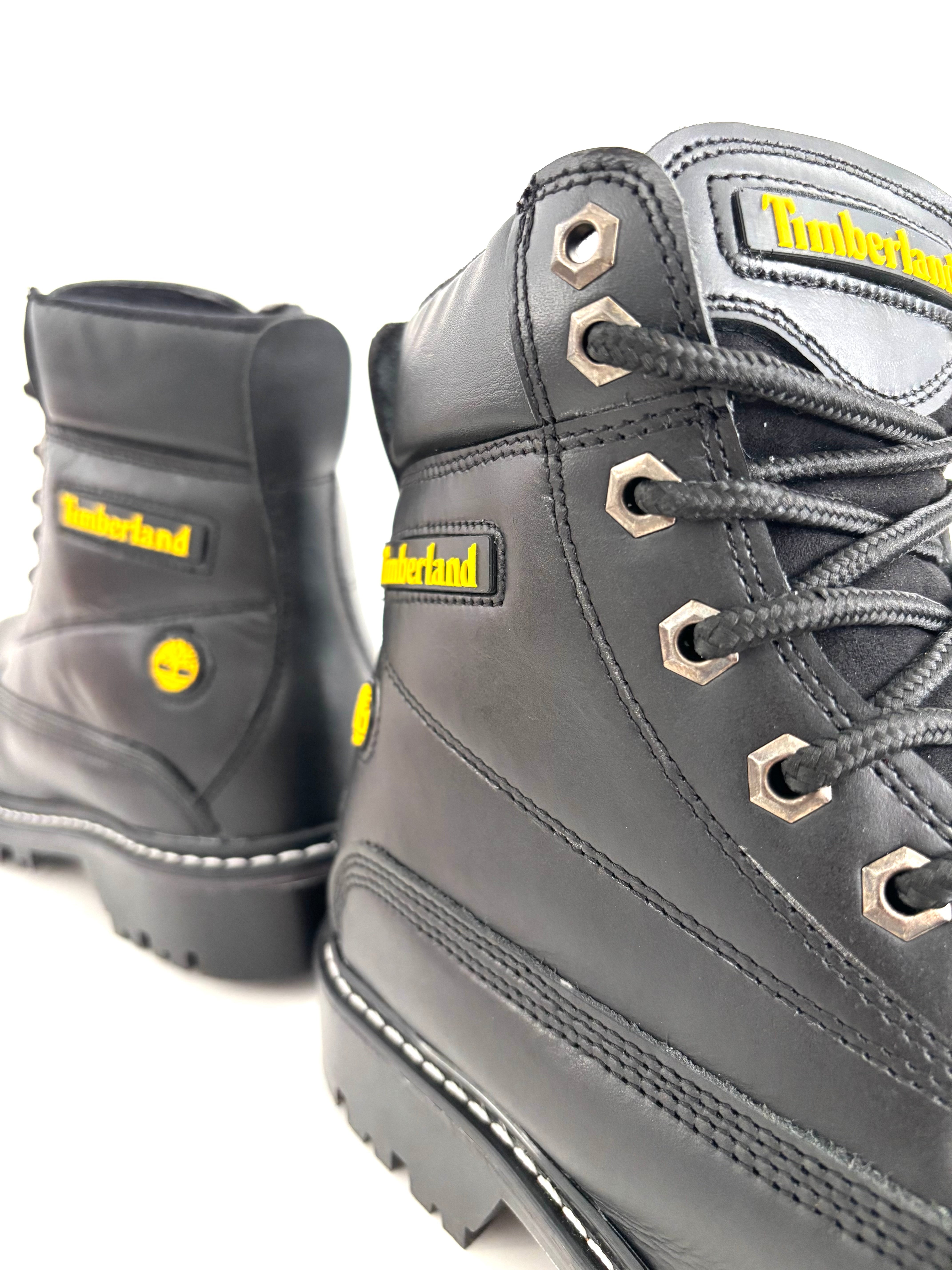 TIMBERLAND NEGRA ™